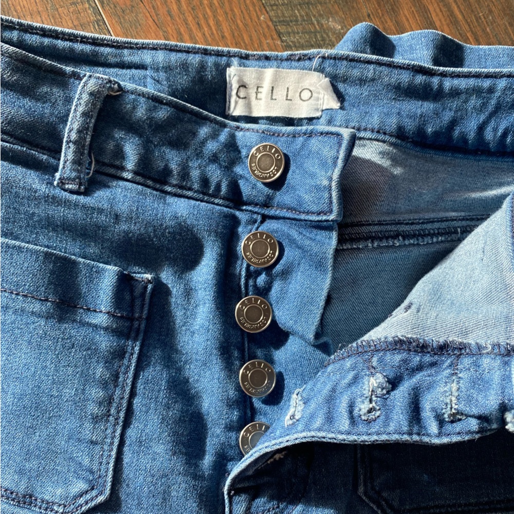 Cello Jeans - Picture 2 of 4